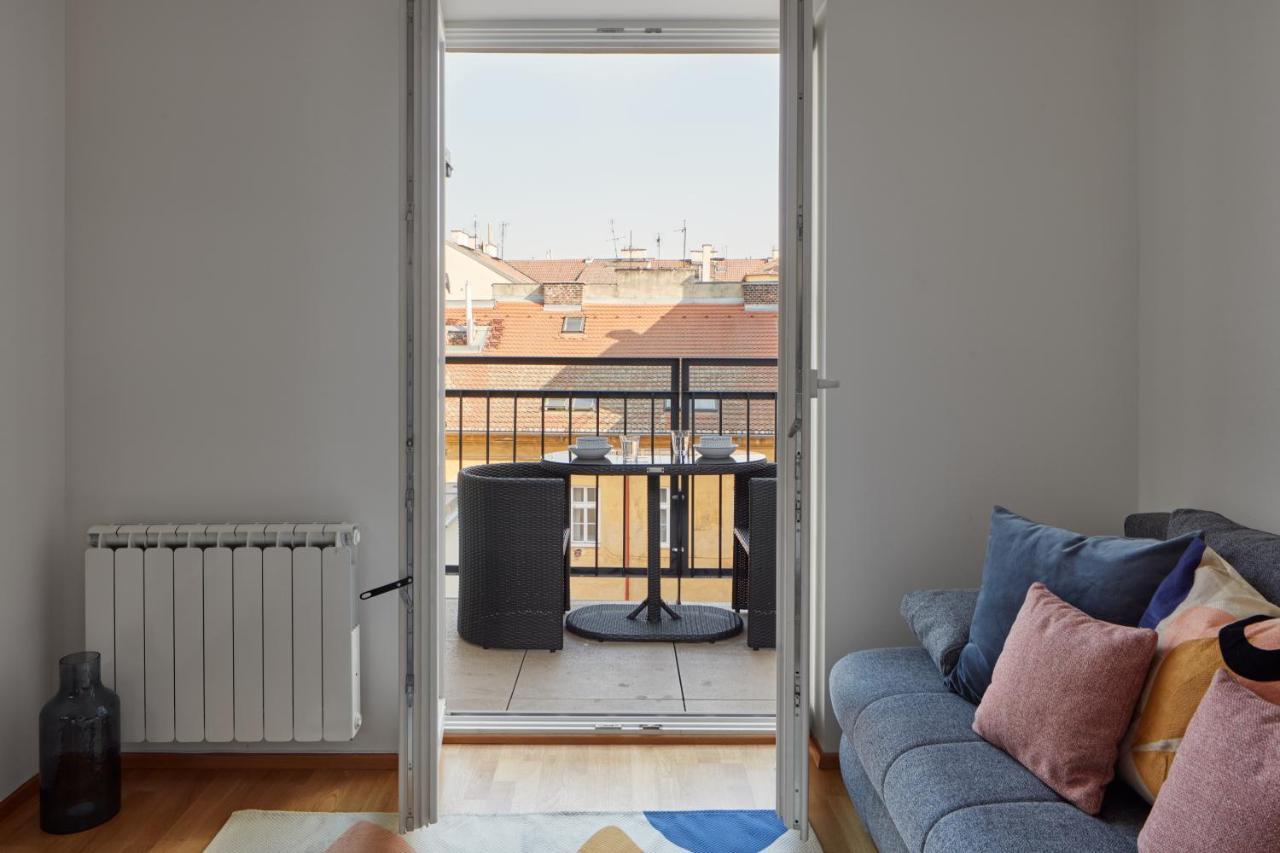 Bright Apartment In New Town By Prague Days Ngoại thất bức ảnh